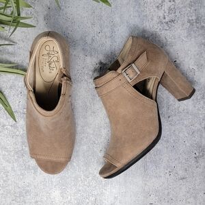 Life Stride Anastasia Beige Taupe Open Toe Booties with Side Cutout Size 6.5M